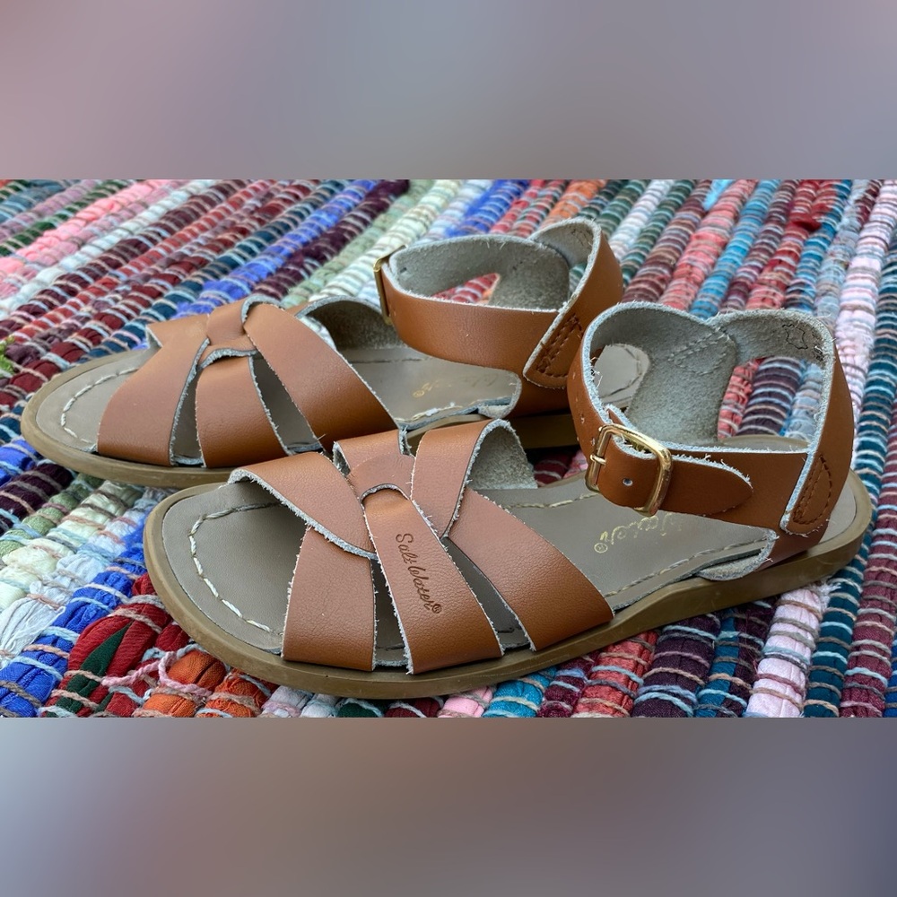 EUC The Original Saltwater Sandal Tan Leather Kids Sz 12 by Hoy Shoes